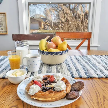 True Bed - And Breakfast! - Made Fresh By Grandma-3
